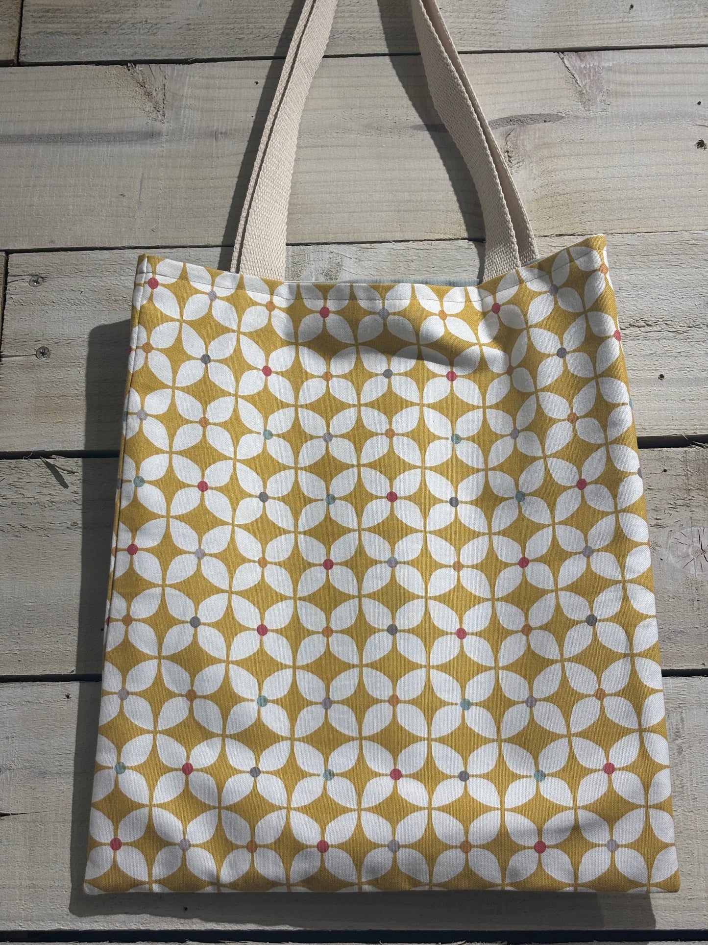 Various High Quality Tote Bags